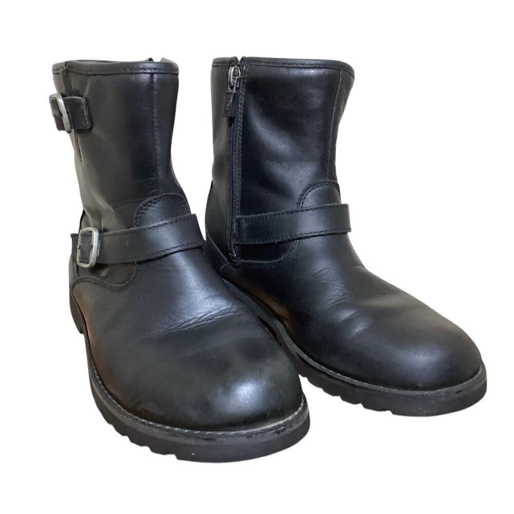 UGG leather biker ankle boots sz 5 black